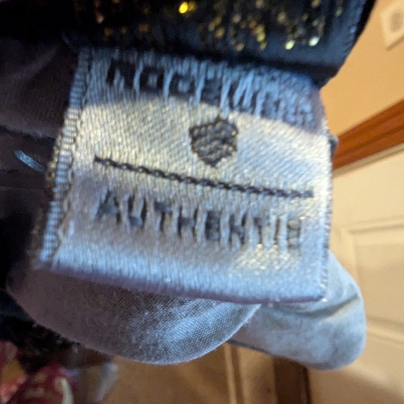 Rocawear Blue Skinny Jeans with Vintage Appeal - Picture 13 of 13